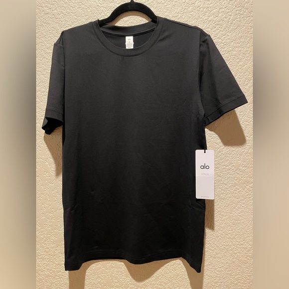 NWT Alo Yoga Conquer Reform Crewneck Short Sleeves in Black Size S - Picture 6 of 12